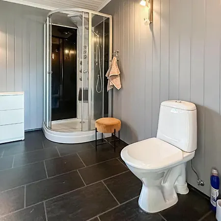 Hébergement de vacances Gorgeous In Lindesnes With Kitchen Spangereid